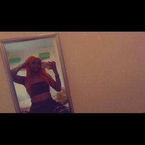 Meet your Posher, Tessence